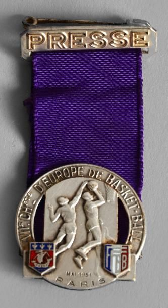 null Badge officiel «Presse» pour les Championnats d'Europe 1951 à Paris, l'équipe...