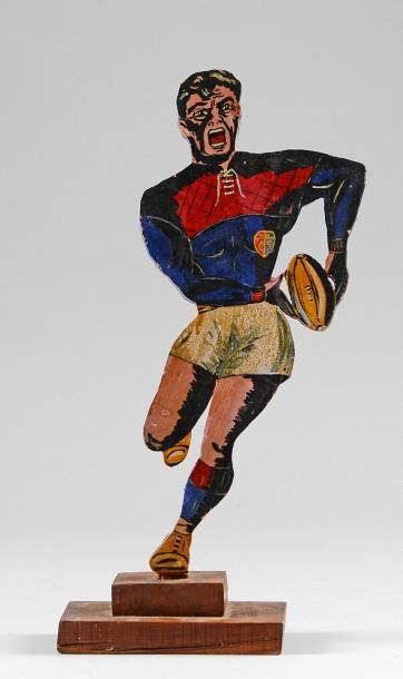 null Trophée souvenir de l'AS Drancy Rugby. Vers 1950 en bois. Hauteur 39 cm.