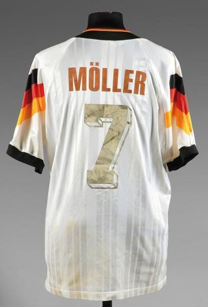 null Maillot porté par Andréas Möller avec l'équipe d'Allemagne lors de la rencontre...
