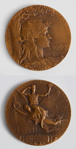 1900. Paris Médaille de participant en bronze. Graveur Chaplain. Diamètre 63 mm.