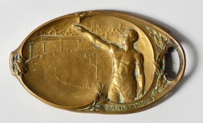 1924. Paris Cendrier commémoratif des VIIIéme Jeux Olympiques d'été. Signé Lasserre....
