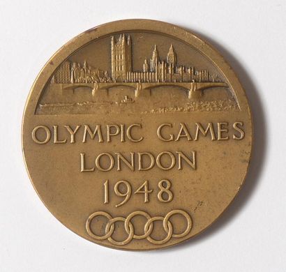 1948. Londres Médaille commémorative des Jeux Olympiques. En bronze. Diamètre 38...