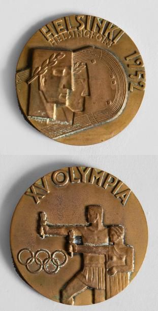 1952. Helsinki Médaille officielle en bronze des participants. Graveur Kauko Rasanen....