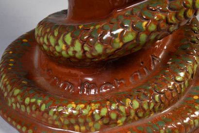 MARAIS Jean (1913-1998) Grand vase aux serpents.
Terre cuite vernissée, signée sur...