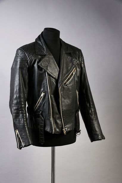 null RENAUD (1952) : Singer-songwriter and performer. 1 black leather jacket, having...