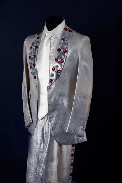 null CLAUDE FRANCOIS - 1 mythical silver lamé Camps de Luca stage suit, worn by the...
