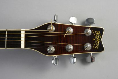 null RENAUD (1952) : 1 guitare 6 cordes de marque George Washburn - Mirage de luxe...