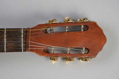 null DJANGO REINHARDT (1910/1953) : Jazz guitarist and composer. 1 guitar made in...