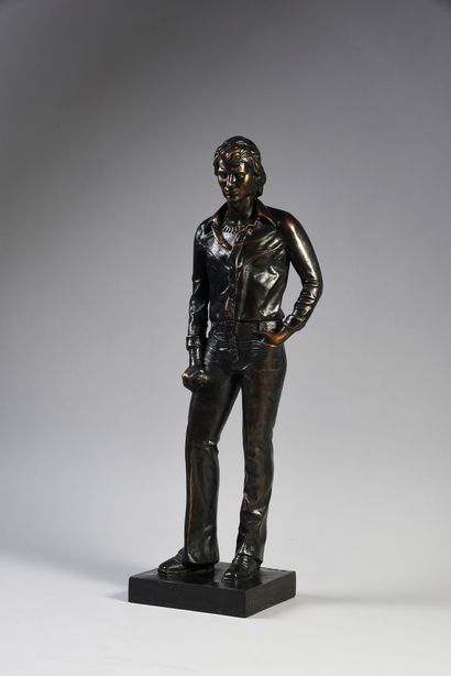 null JOHNNY HALLYDAY (1943/2017) : Chanteur et acteur. 1 statue en bronze de Johnny...