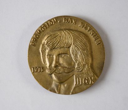 null RTL / MAX MEYNIER : 1 médaille en Bronze au visage de Max Meynier / émission...