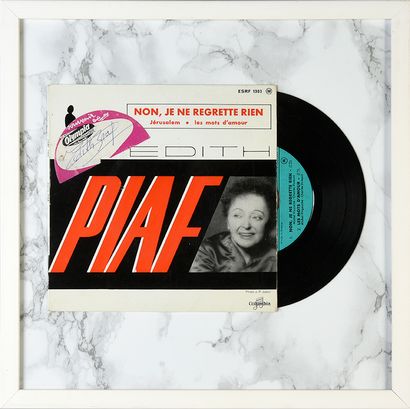 EDITH PIAF (1914/1963) : Chanteuse et actrice. 
1 original 45 rpm vinyl record of...