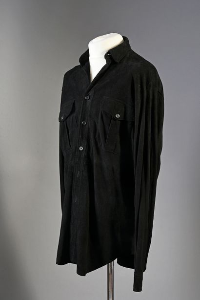 JOHNNY HALLYDAY (1943/2017) : 1 Black shirt, in suede, Ralph Loren brand, worn by...