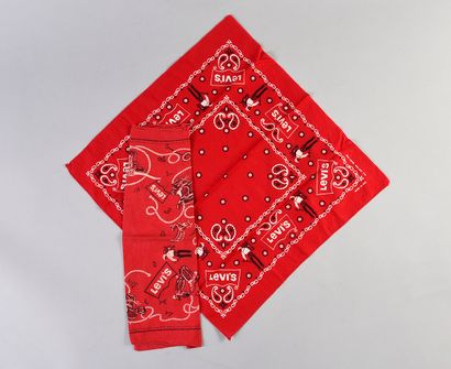 JOHNNY HALLYDAY (1943/2017) : 2 red Levis bandanas, western style, vintage of the...