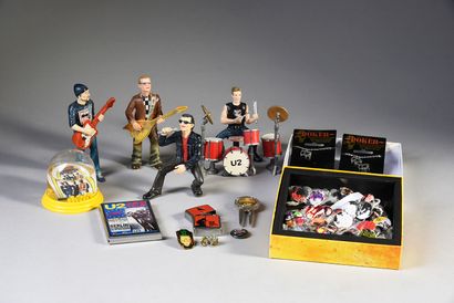 U2 : Famous Irish rock group, originating from Dublin, formed in 1976. 1 set of resin...
