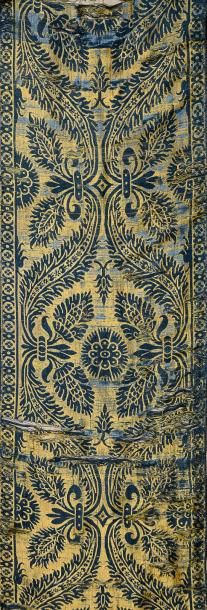 null Brocatelle bleue et or, fin XVIe-début du XVIIe siècle, lin et soie, élégant...