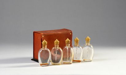 Madhva - parfumerie des Divinités Indiennes - (1925) Rarissime coffret de voyage...