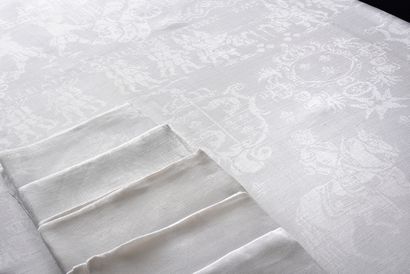 null Service de table, nappe et dix serviettes, bataille de Fontenoy, Courtrai, milieu...