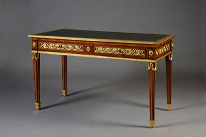 null Flat desk said to the Greek in marquetry of amaranth, rosewood and light wood...