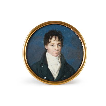 Giambattista Calliano (1775-1821) Portrait d'homme de face en redingote bleue.
Miniature...