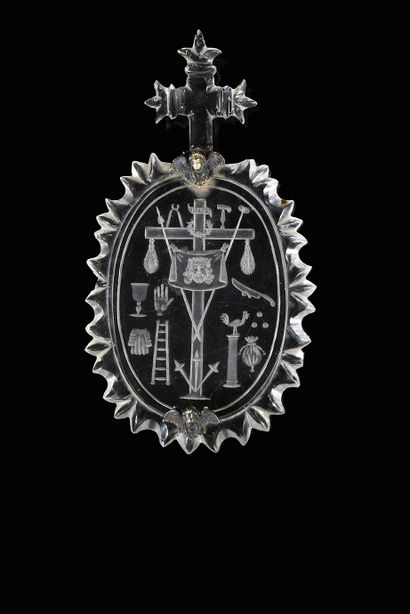 null Arma Christi : rock crystal reliquary medallion of oval shape, with contours,...