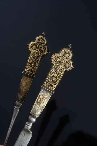 null Three-pronged fork and knife in steel and gilded metal, three-lobed end.
Netherlands,...