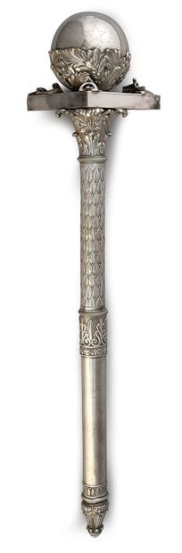  FRANC-MAÇONNERIE. Maison Odiot, PARIS, XIXe siècle. Grand sceptre en métal argenté,...