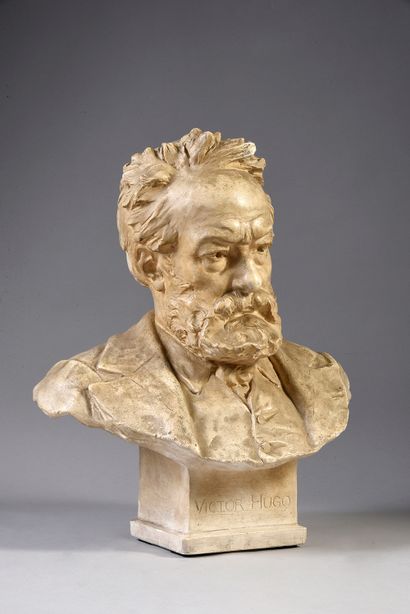 BARRIAS Louis-Ernest (1841-1905) Bust of Victor Hugo (1802-1885).
In varnished plaster,...