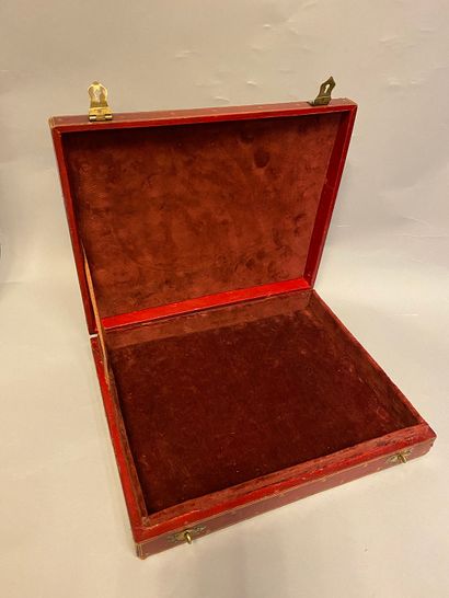 null HOUSE OF EMPEROR NAPOLEON I. Rectangular travel case entirely covered in red...
