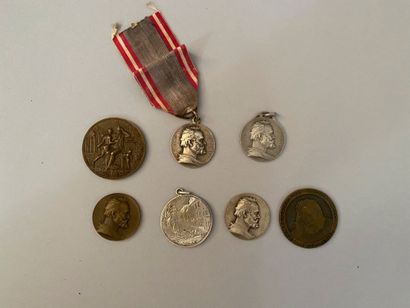 null COMMEMORATIVE MEDALS.
Nice set of 7 bronze and silver medals signed Frainier...