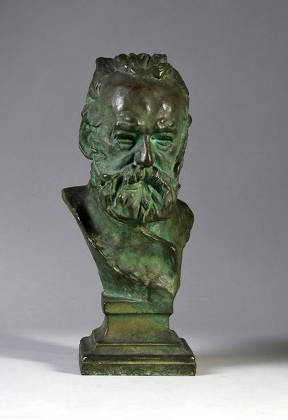 RODIN Auguste (1840-1917), d'après Buste de Victor Hugo, dit «à l'illustre maître»...