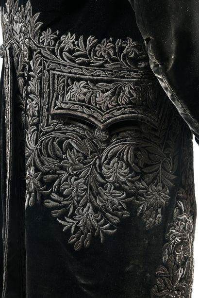 null State Councillor's suit, Charles X period, circa 1824-1830.
Black silk velvet...