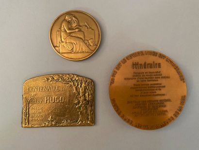 null LAMOURDEDIEU Raoul (1877-1953).
Belle médaille de forme ronde en bronze doré,...