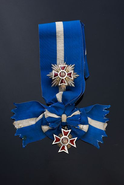 null ORDER OF THE CROWN (Romania).
Set of knight 1st class (grand-cross model), civil...