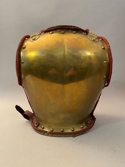 null CUIRASS OF OFFICER OF THE REGIMENT OF THE HORSE GUARDS.
In gilt bronze and polished....