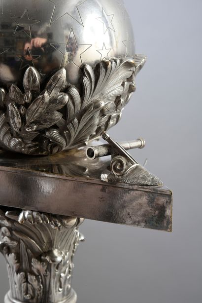  FRANC-MAÇONNERIE. Maison Odiot, PARIS, XIXe siècle. Grand sceptre en métal argenté,...