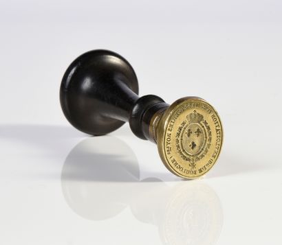 null WAX SEAL.
Engraved with the coat of arms of France under the royal crown surrounded...