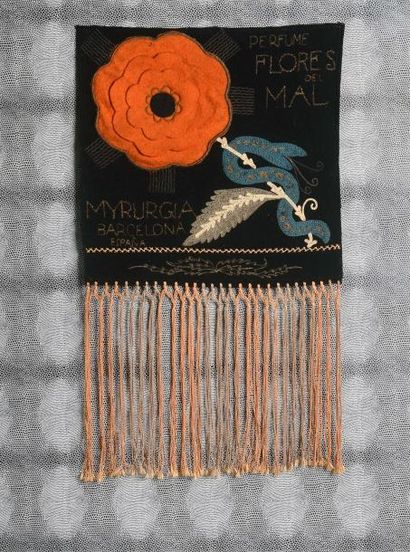 MYRURGIA «Flores del Mal» - (années 1920) Très rare fanion publicitaire en feutrine...