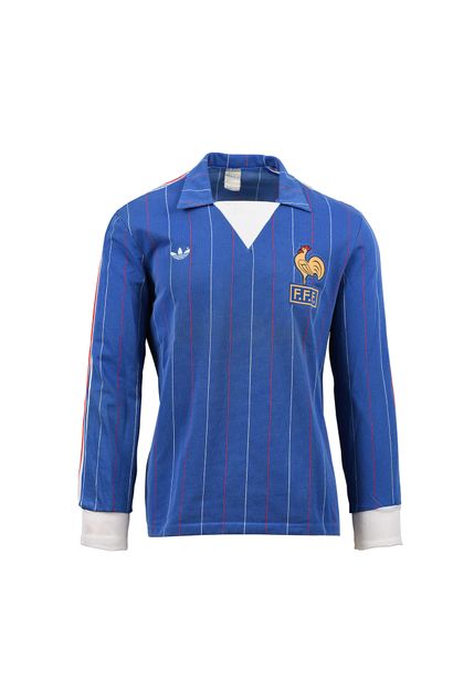 null Jersey N°3 of the French Youth Team worn during the international season 1981-1982....