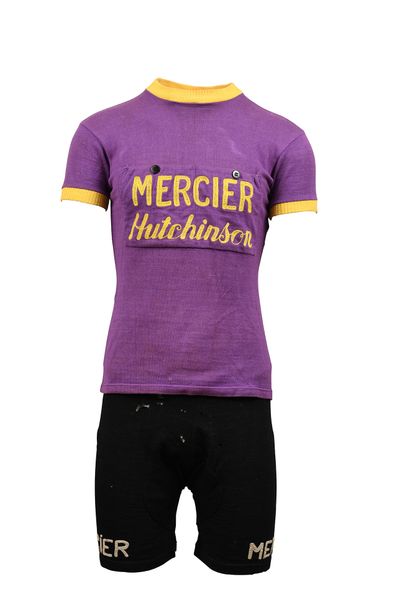 Jersey and shorts of the Mercier-Hutchinson...