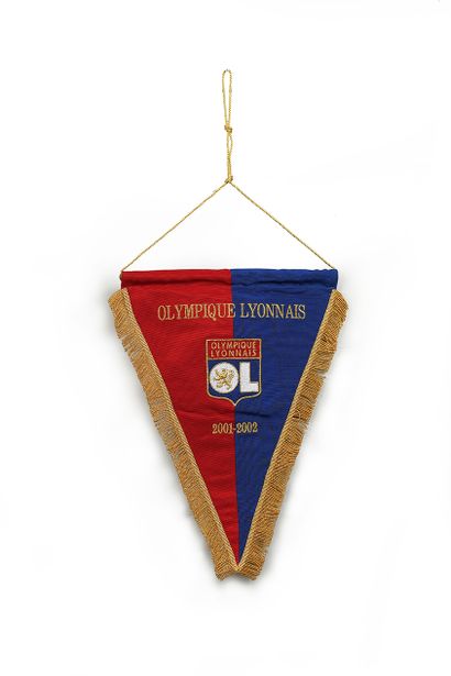 null Pennant of the Olympique Lyonnais for the season 2001-2002. Embroidered with...