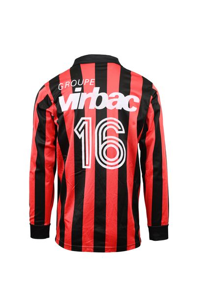 null OGC Nice. Jersey N°16 worn during the 1991-1992 season of the French Division...