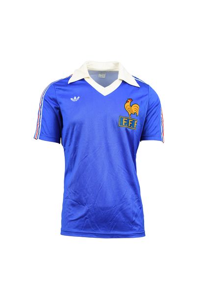null Jersey N°14 of the French Youth Team worn between 1978 and 1980. Competition...