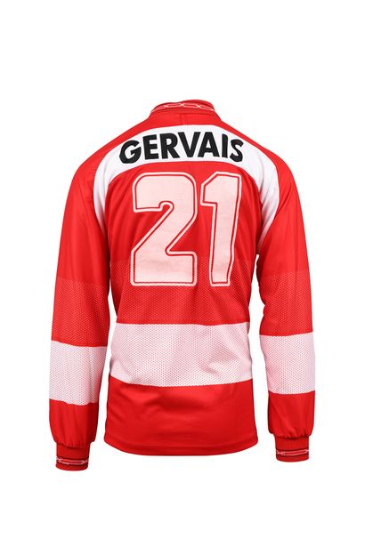 null Sébastien Gervais. Midfielder. Jersey N°21 of Nîmes Olympique worn during the...