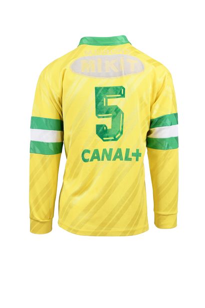 null Didier Deschamps. Midfield. F.C Nantes N°5 jersey worn during the 1988-1989...