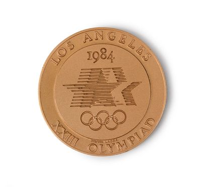 null Los Angeles 1984. Official medal of the Organizing Committee. In gilded bronze....