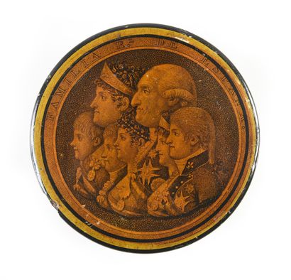 Snuffbox in black lacquered paper, round...