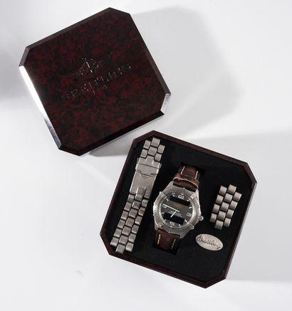 BREITLING AEROSPACE Titanium bracelet watch. Grey dial, applied Arabic numerals,...