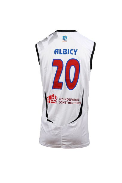 null Andrew Albicy. Point guard. Jersey #20 of Paris-Levallois for the 2013-2014...