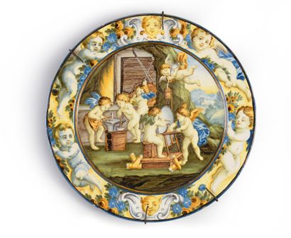 null Petite assiette en faïence de Castelli de la fin du XVIIe-début du XVIIIe siècle...