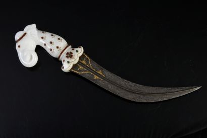 null 
Large ceremonial dagger, Jambiya Steel blade in damascus with strong central...